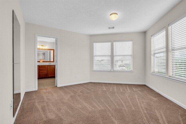 Building Photo - 6719 Path Way Ct