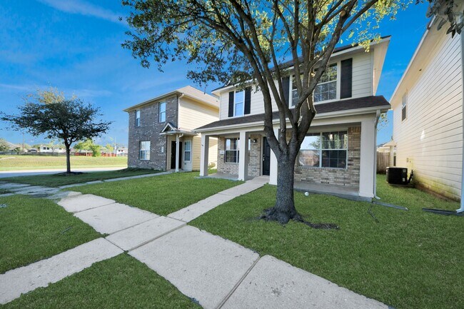 Building Photo - 6446 Mountain Pines Ln