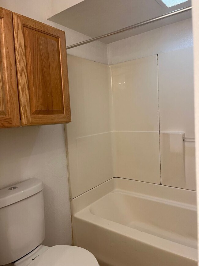 Building Photo - Charming 2 Bedroom Apartment in Mount Washington, Pittsburgh, PA