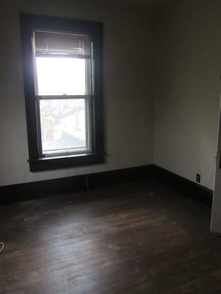 Bedroom 2 - 204 S 6th St