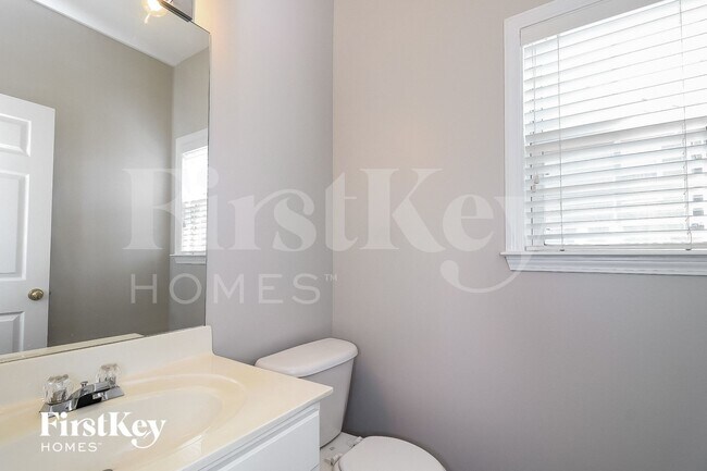 Building Photo - 2633 Myrtlewood Ln NW