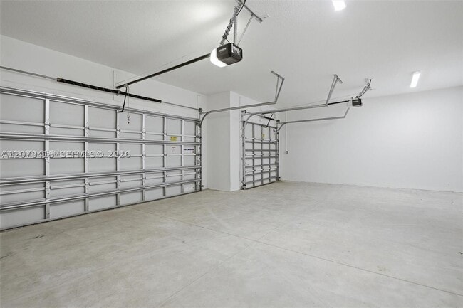 Building Photo - 1548 Stockbridge