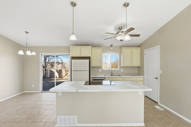 Building Photo - $2,145.95, 4-bed, 2-bath, located in Colorado Springs with WAIVED APPLICATION FEES