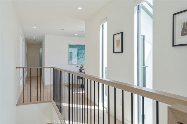 Building Photo - 11825 Tennessee Ave