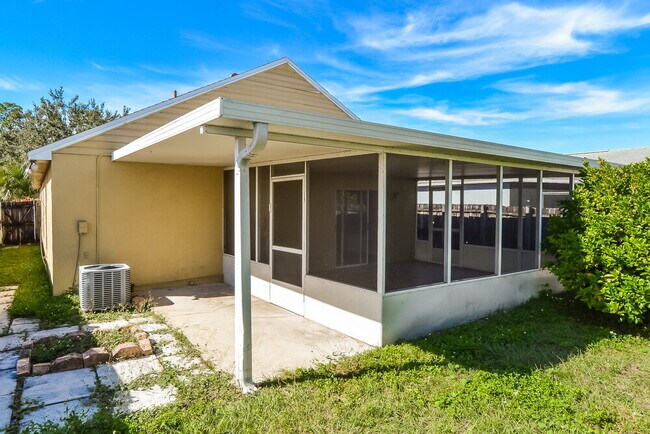 Building Photo - 417 Delicata Dr