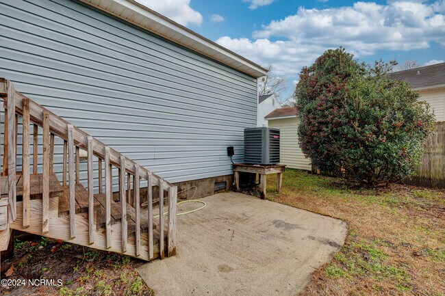Building Photo - 4101 Fraternity Ct