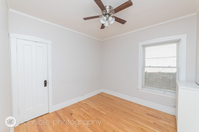 Building Photo - 4906 N Marmora Ave