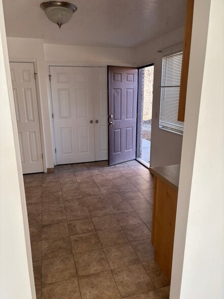 Building Photo - 1732 Melville Cir