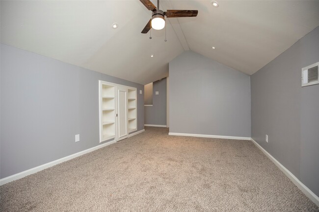 Building Photo - 1202 Birdsall St