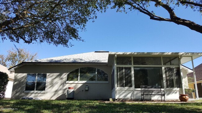 Building Photo - 8716 Canopy Oaks Dr