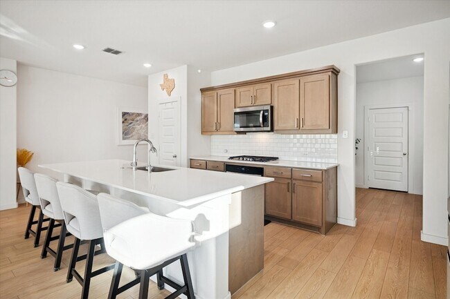 Building Photo - 4806 Marlin Hl Dr