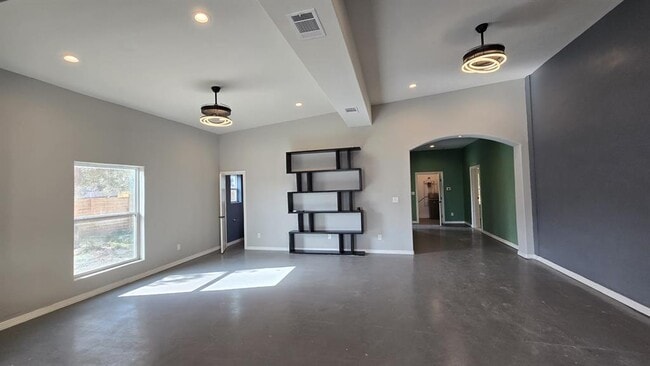 Building Photo - 17621 Stacey Ln