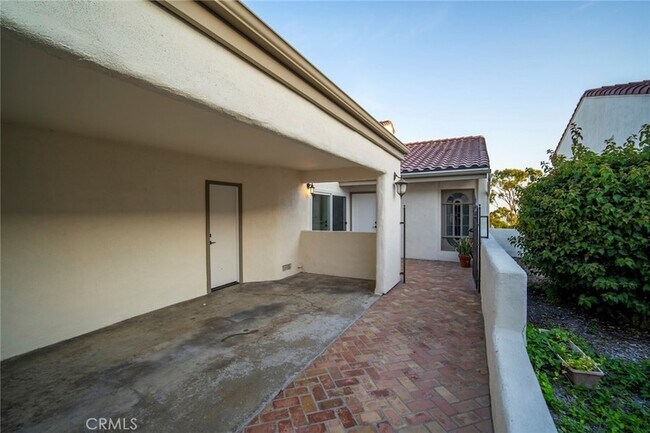 Building Photo - 23276 Atlantis Way