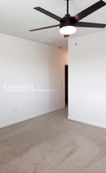 Building Photo - 1364 Penner Dr