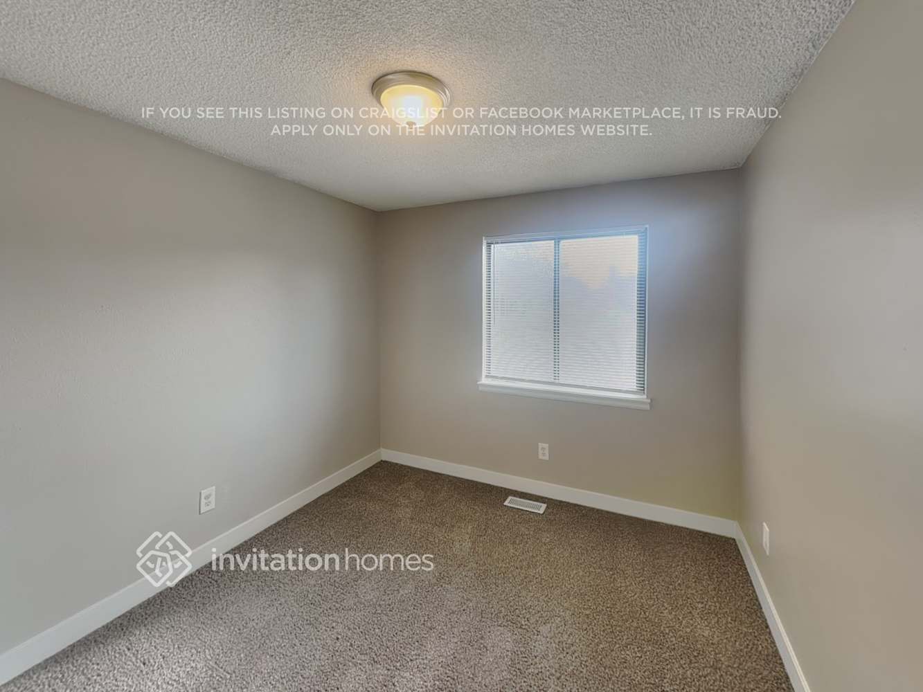 Building Photo - 14794 E Florida Ave