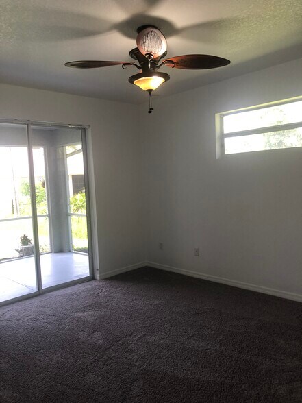 Building Photo - 7252 Perennial Rd