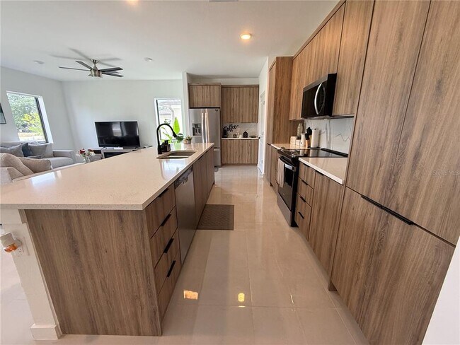 Building Photo - 6288 Chorus Dr
