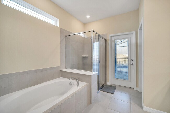 Building Photo - 2130 Lelani Cir