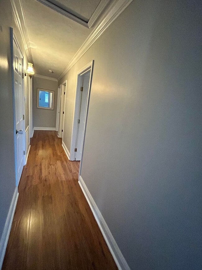 Building Photo - Gorgeous Lake Charles House