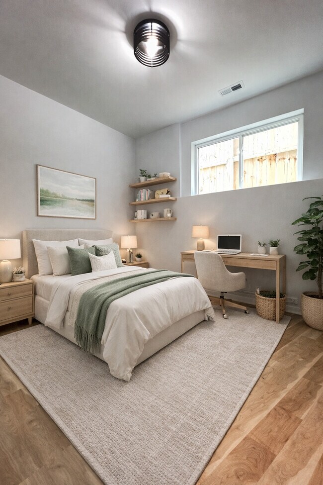 Building Photo - 6513 S Langley Ave