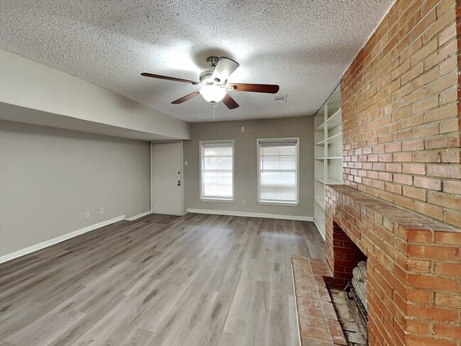 Building Photo - 1703 Carlisle St