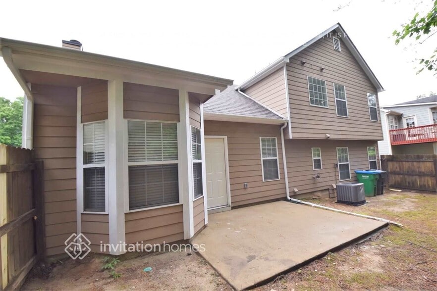 Building Photo - 5935 Water Oaks Dr