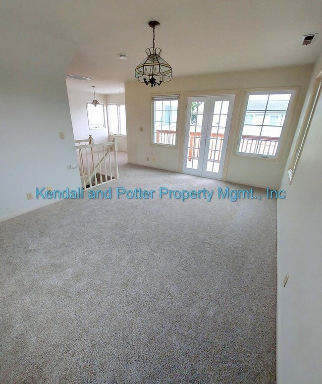 Building Photo - Amazing Beach House Near Twin Lakes Beach!!