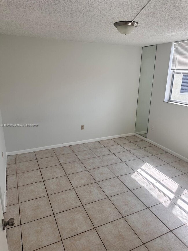 Building Photo - 1830 SW 81st Ave