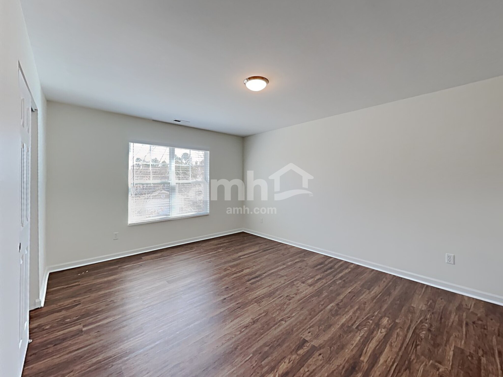 Building Photo - 423 Ganyard Farm Way