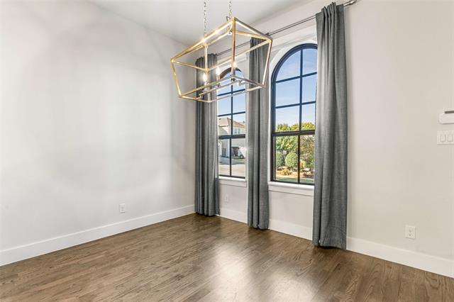 Building Photo - 2800 Lakeside Pkwy