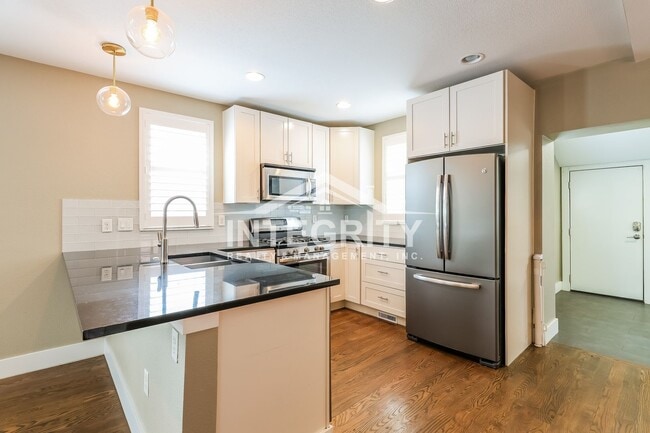 Building Photo - 3622 W 29th Ave