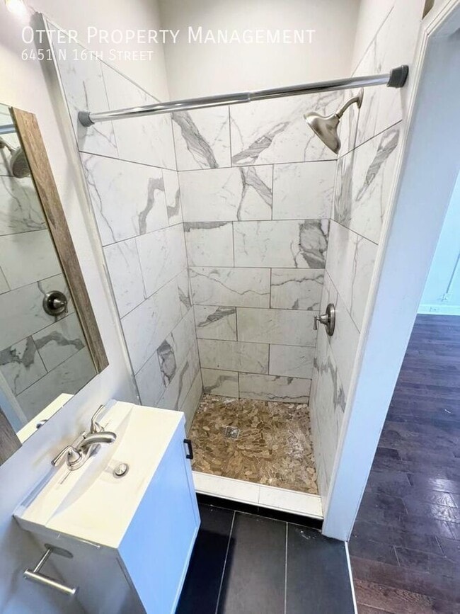 Building Photo - 6451 N 16th St