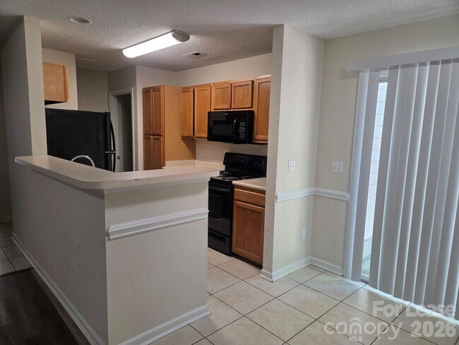 Building Photo - 437 Cedarcroft Dr