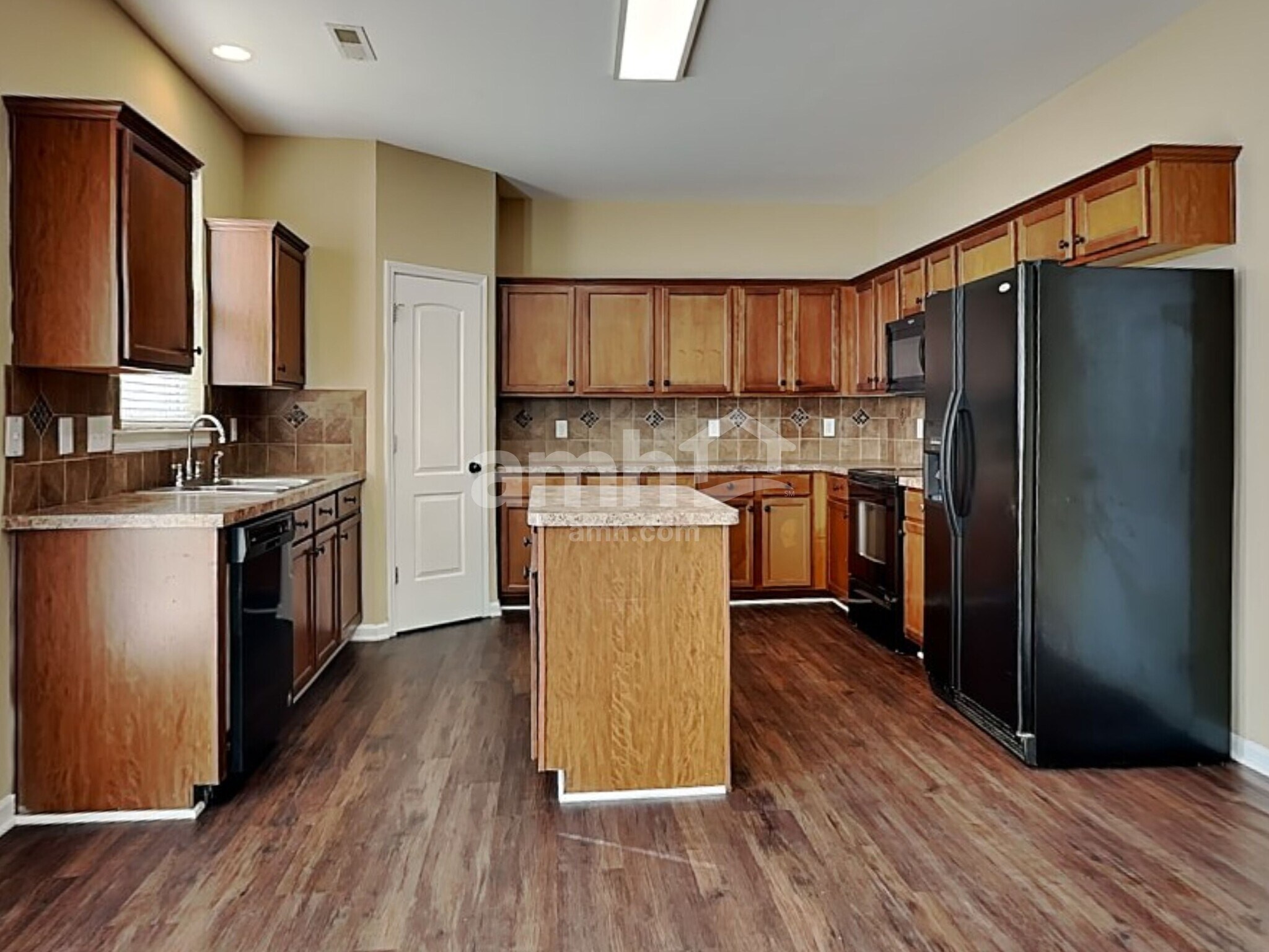 Building Photo - 2308 Sage Crossing Rd