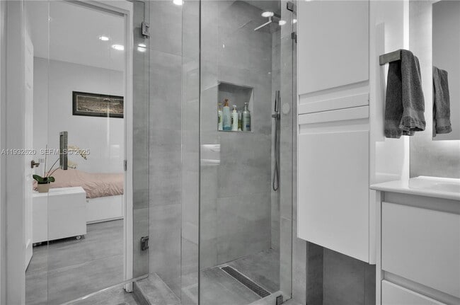 Building Photo - 2101 NE 211th Terrace