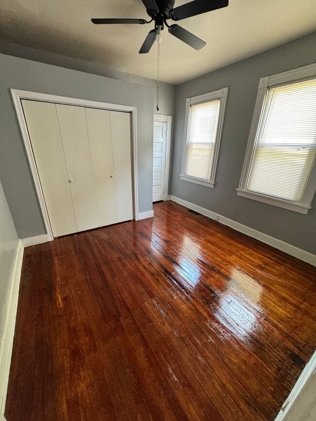 Building Photo - 2 bedroom house in Church Hill! Central air, yard, all electric and laundry!