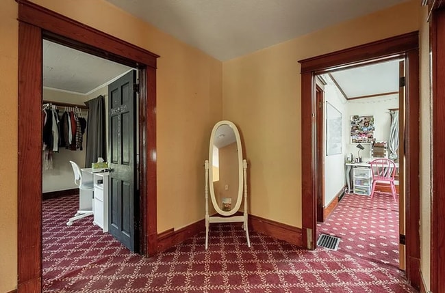 Building Photo - 521 2nd Ave