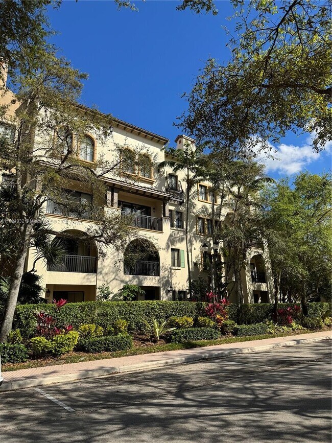 Building Photo - 3020 NW 125th Ave
