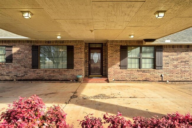 Building Photo - 7201 NW 150th St