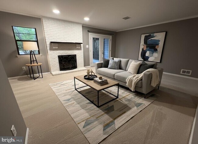 Building Photo - 7971 Yancey Dr