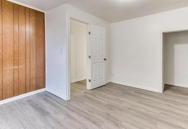 Building Photo - Charming 3 bedroom/2 bath home!
