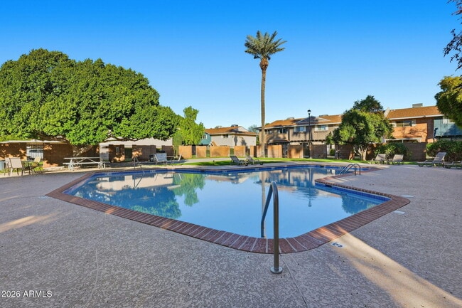 Building Photo - 6131 N Granite Reef Rd