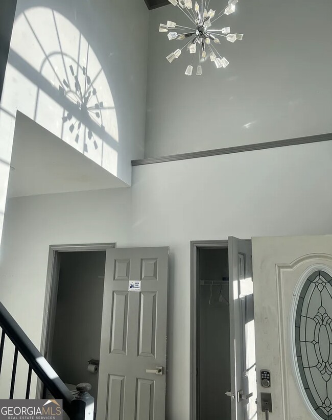 Building Photo - 3335 Prairie Dr