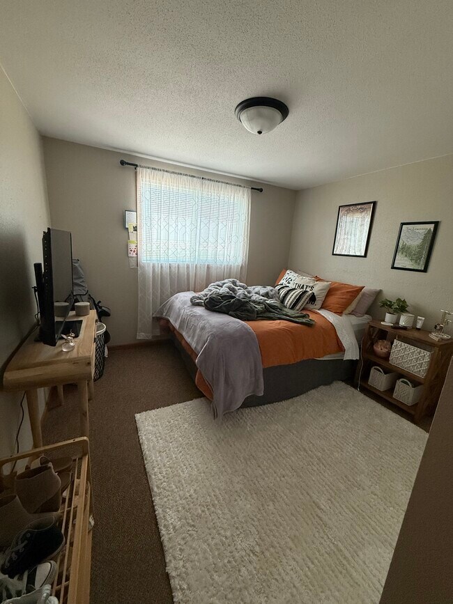 Bedroom 1 - 712 7th St SE