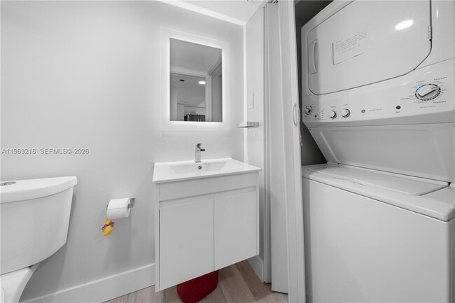 Building Photo - 3530 Mystic Pointe Dr