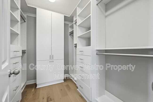 Building Photo - 16910 W 95th Pl