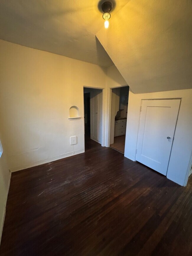 Building Photo - COO Holdings, LLC
