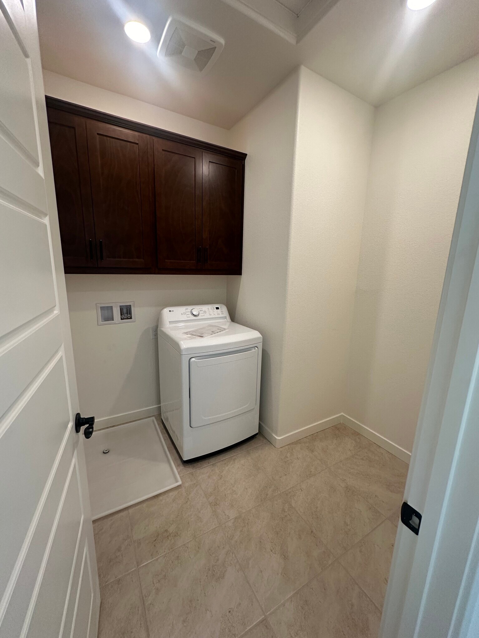 Building Photo - 5481 Dunnigan Hills Ln