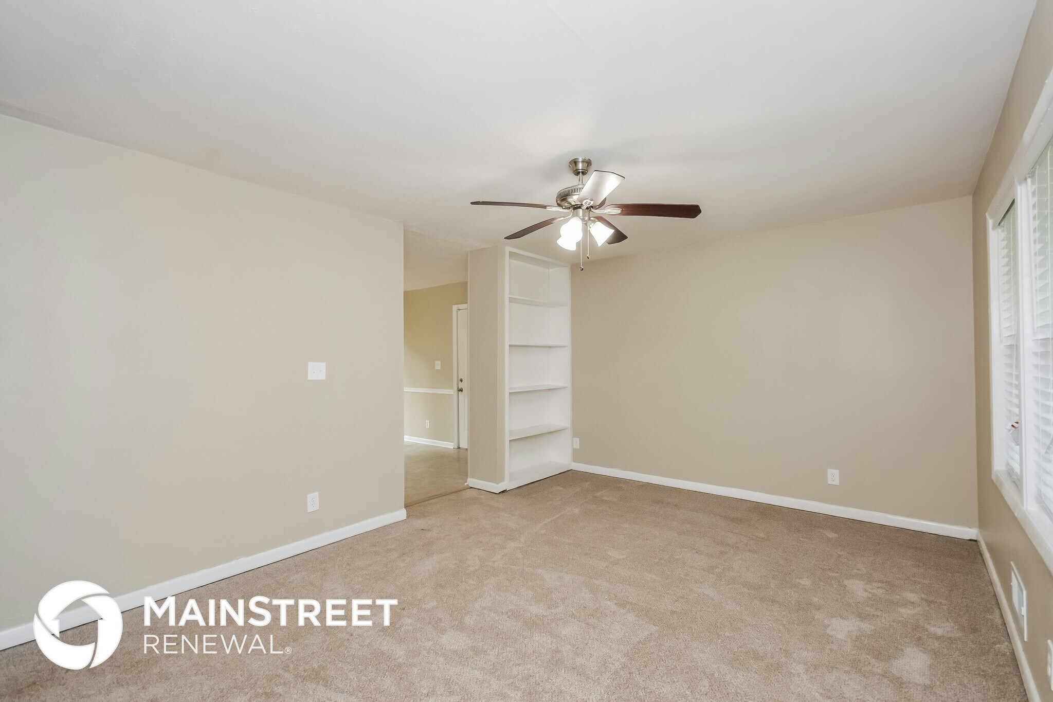 Building Photo - 464 Pinecrest Dr