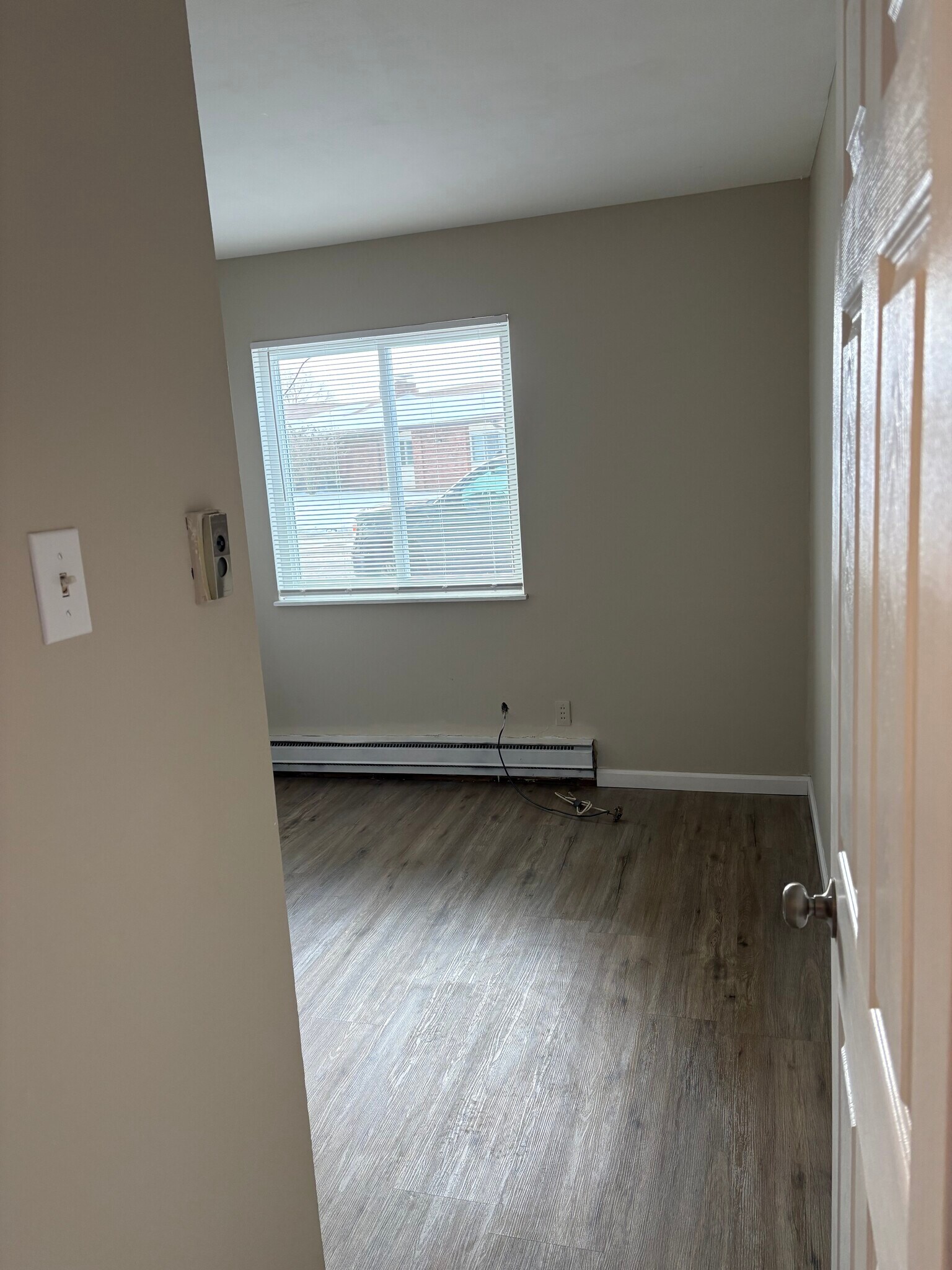 Building Photo - 7571 Hazelcrest Dr